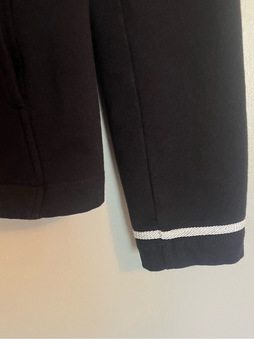 Tommy Hilfiger Black Military Style Blazer with White Trim and Silver Buttons - Picture 2 of 9